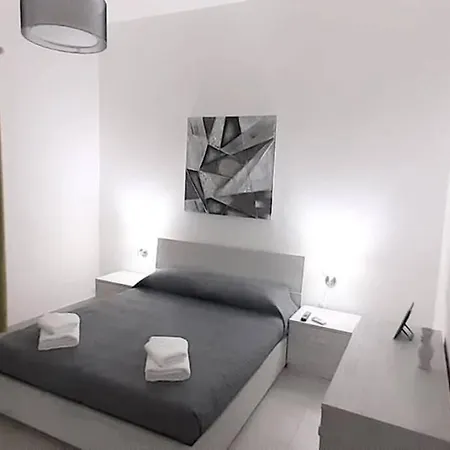 Your House אולביה